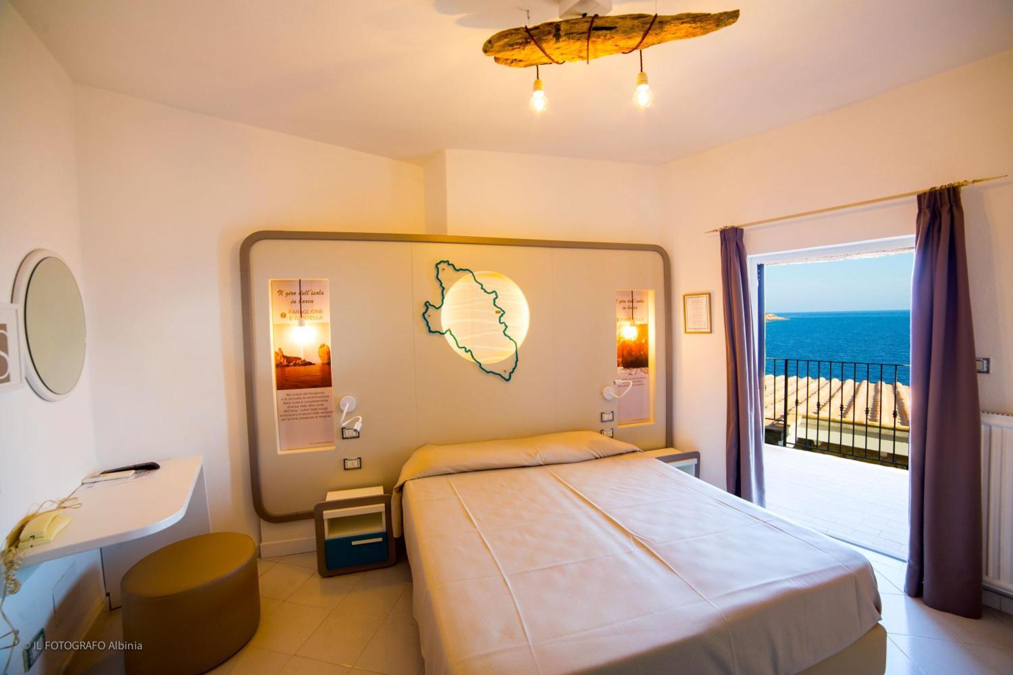 Hotel Saraceno Giglio Porto Bagian luar foto