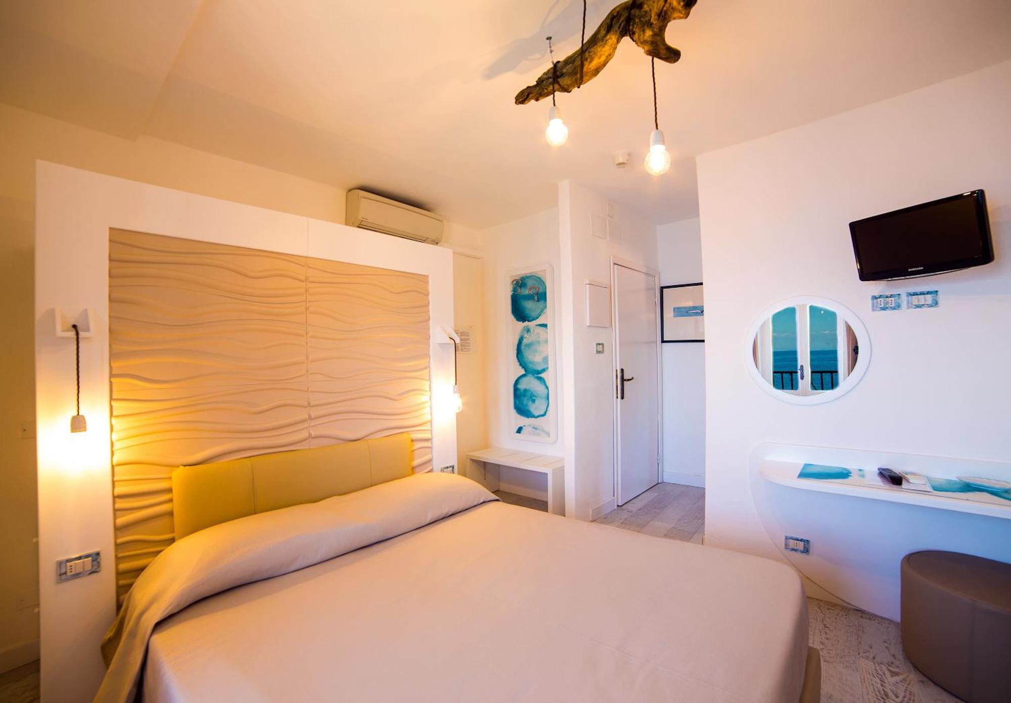Hotel Saraceno Giglio Porto Bagian luar foto