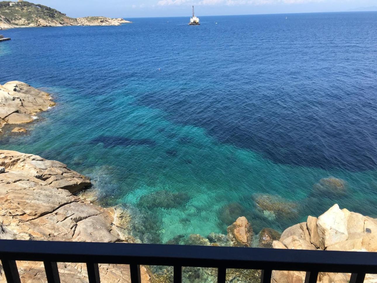 Hotel Saraceno Giglio Porto Bagian luar foto